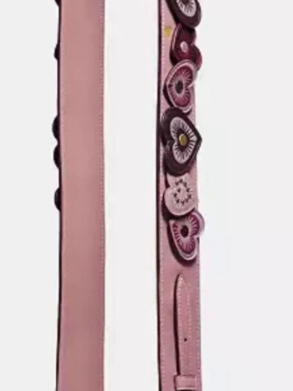 Coach rouge bag,Pink Dusty Rose heart Strap and heart FOB vintage. Rare!